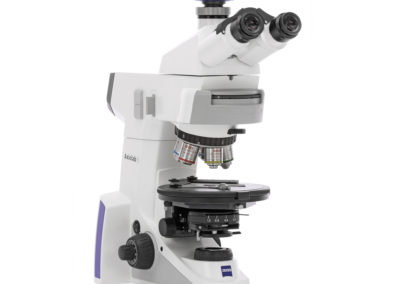 Zeiss Axiolab 5 pystymikroskooppi