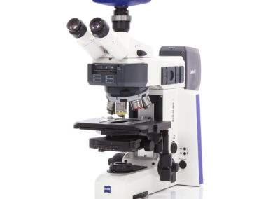Zeiss Axioscope pystymikroskooppi